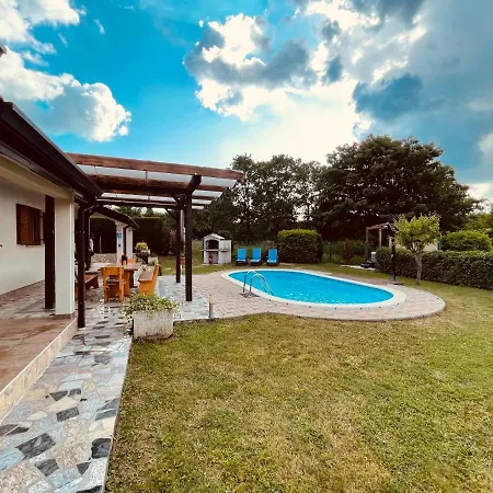 Holiday home Nika *
